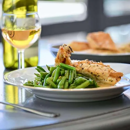 Ibis La Beaujoire Parc Expo Hotel