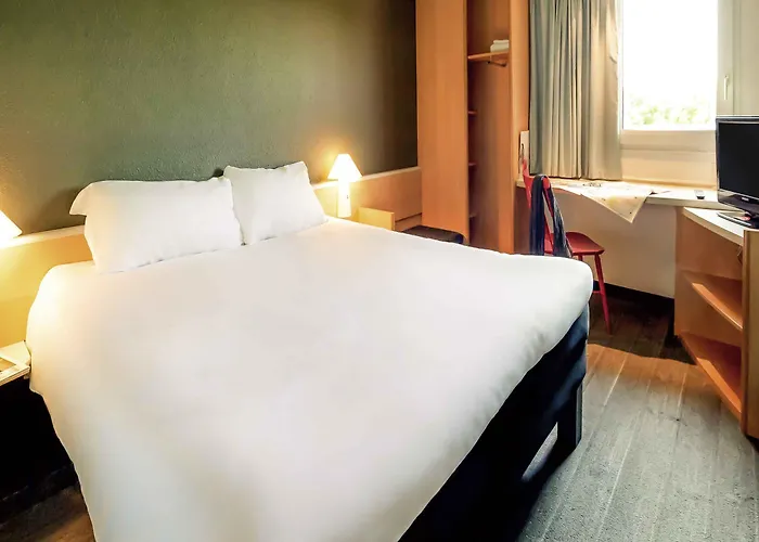 南特贝若利拉世博公园宜必思酒店 酒店 南特